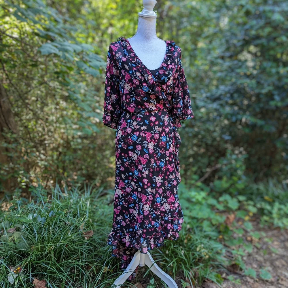 CALVIN KLEIN Plus Size Faux Wrap Dress Floral Print Size 24 Brand New NWT - Picture 3 of 11